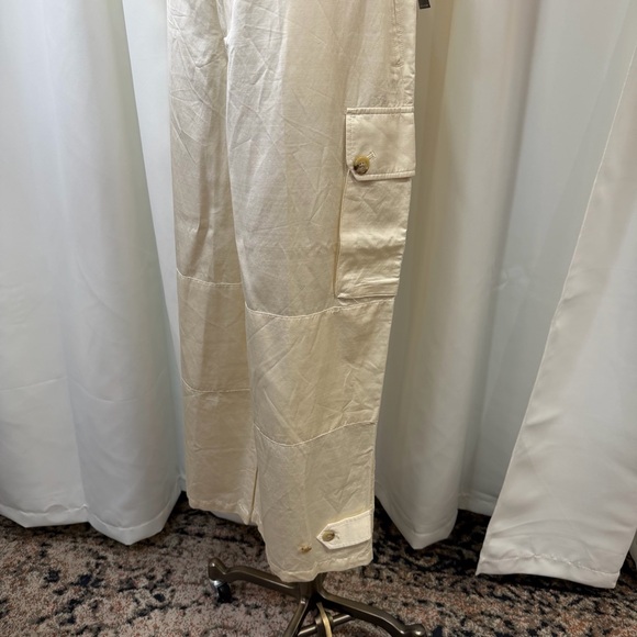 NWT Lauren Ralph Lauren ‘Women’s Shantung Wide-Leg Cargo Pants’ in Winter White - Picture 7 of 16